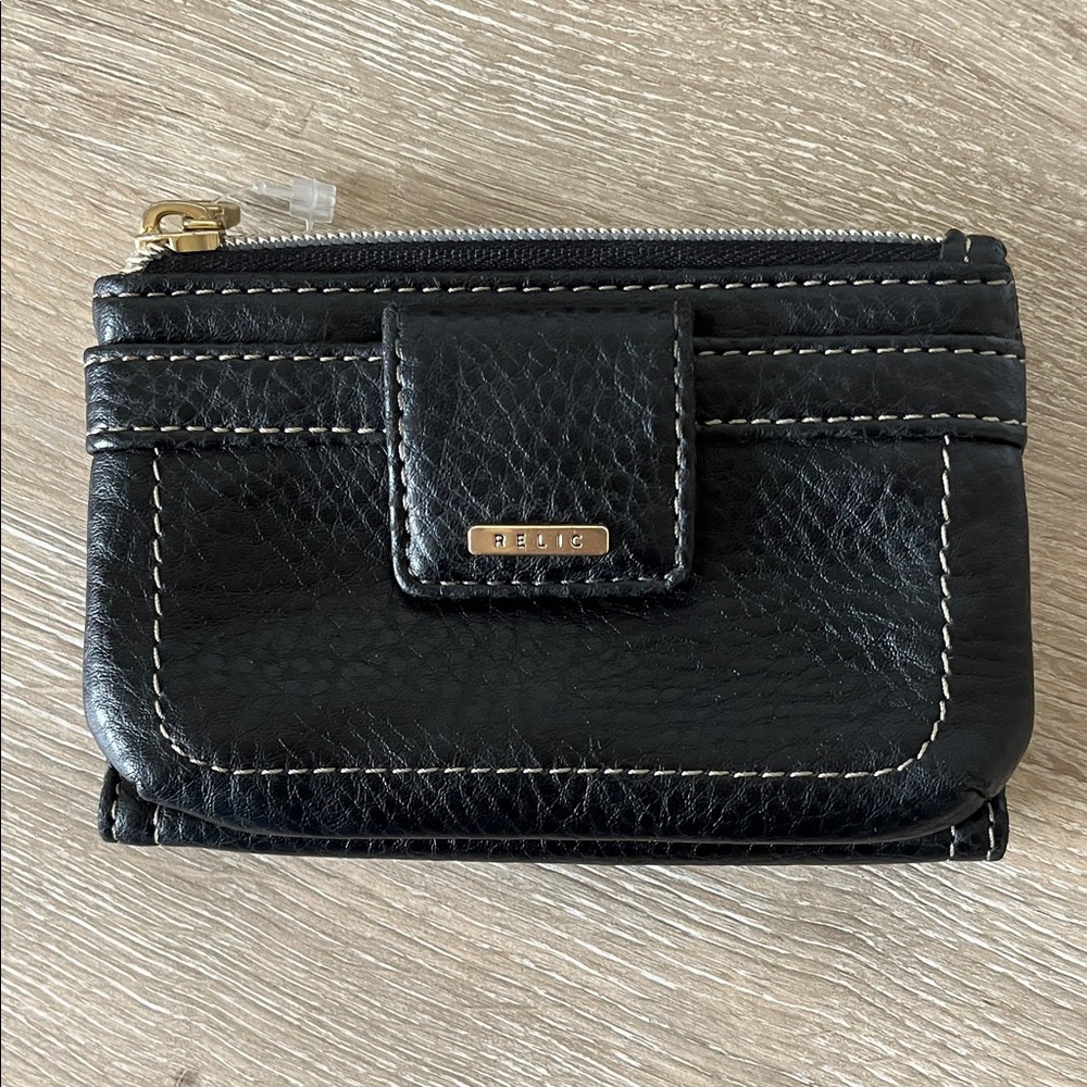 Fossil Relic Black Leather Handbag and Wallet - NWOT - Picture 5 of 13